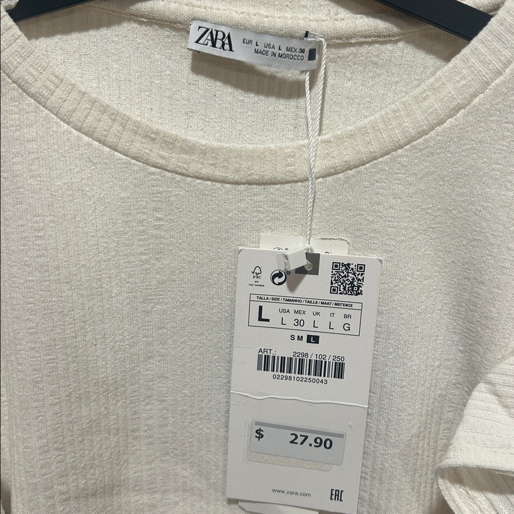 ZARA Ruffle Sleeve Top - Picture 2 of 3